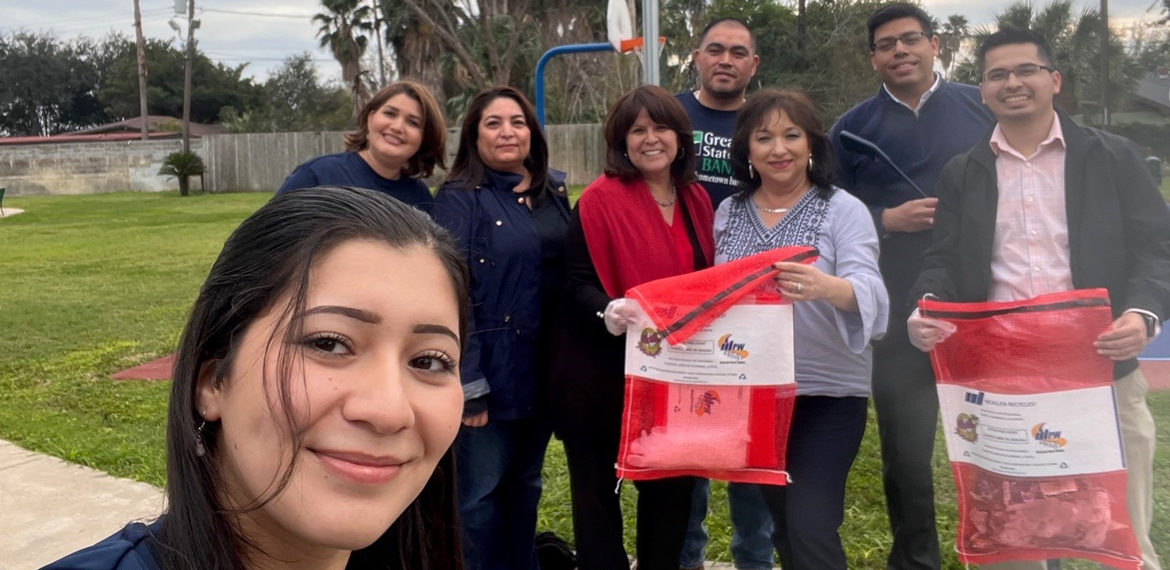 Greater State Bank Completes Adopt-a-Park Clean Up Lion’s Park in McAllen Greater State Bank Completes Adopt-a-Park Clean Up Lion’s Park in McAllen