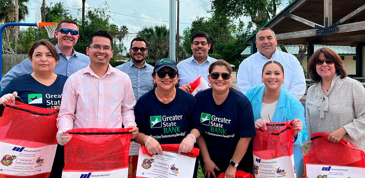 Greater State Bank Staff Cleans Up Lion’s Park In McAllen Greater State Bank Staff Cleans Up Lion’s Park In McAllen