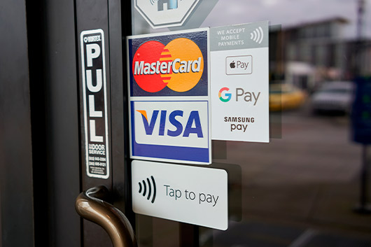Payment signs: visa, MasterCard and tap to pay